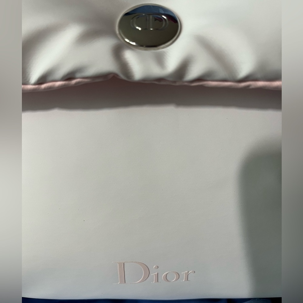 New DIOR Puffy “Trousse” Pearlized White & Pink Pouch - box included. - Picture 9 of 11